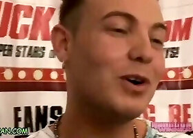 Fuck a fan Tan blonde w perky big tits gives happy mexican catholic Jones handjob