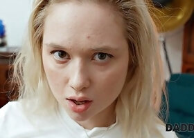 Blonde Babe Craves Older Men: Hardcore Blowjobs, Doggy Style Pounding and Wild Cowgirl Rides