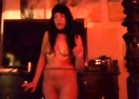 Cute amateur brunette naughty in solo jerking show on camera
