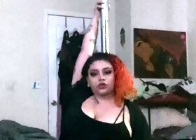 Amateur redhead shaves and masturbates